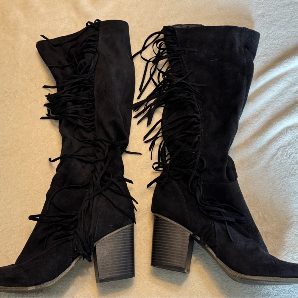 Women Fringe Suede Boots
